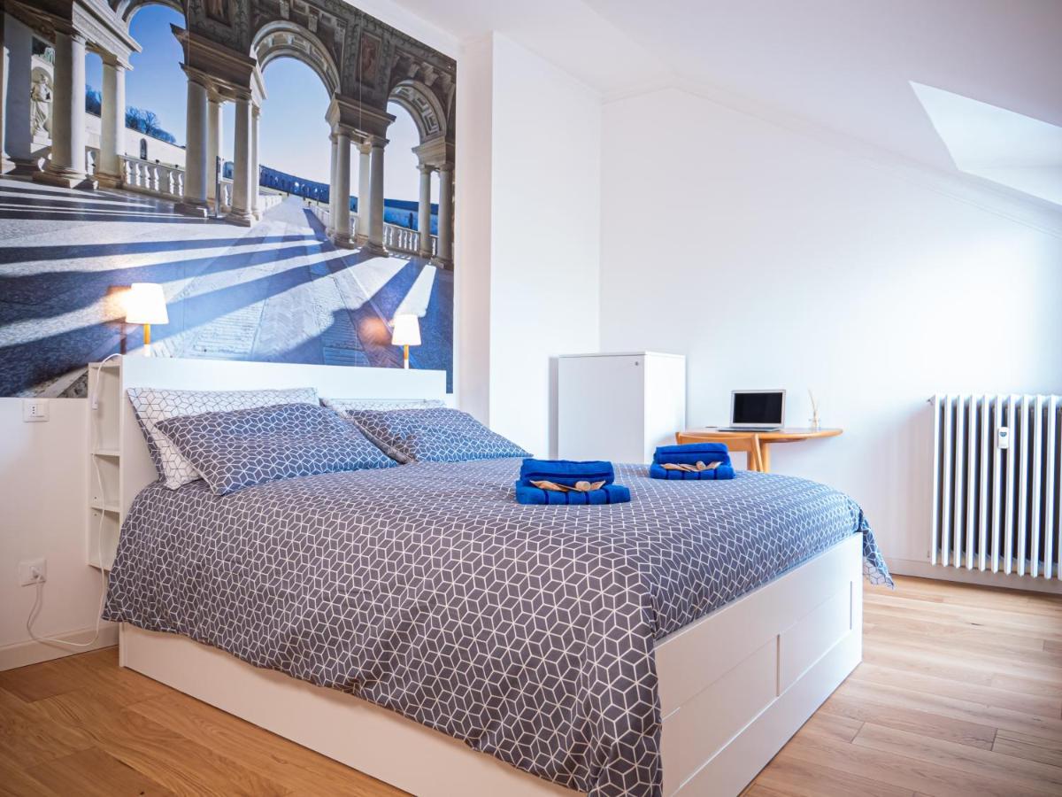 Mansarda Le Torri Apartment มานโตวา ภายนอก รูปภาพ